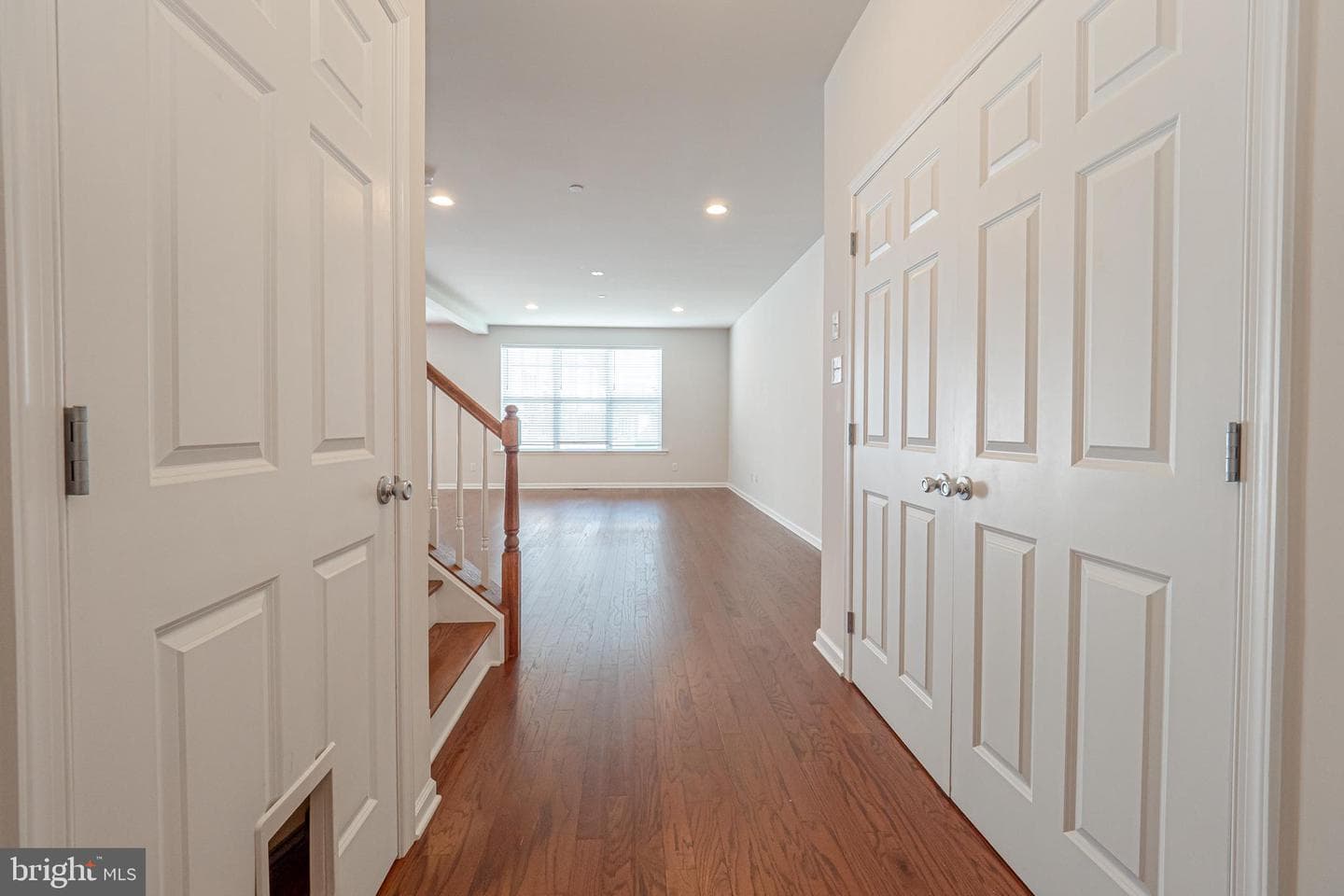 108 Bowery Lane photo 3