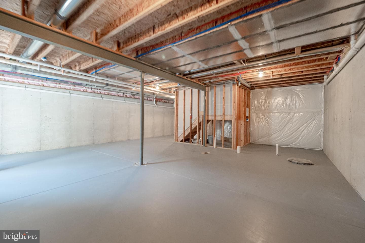108 Bowery Lane photo 31