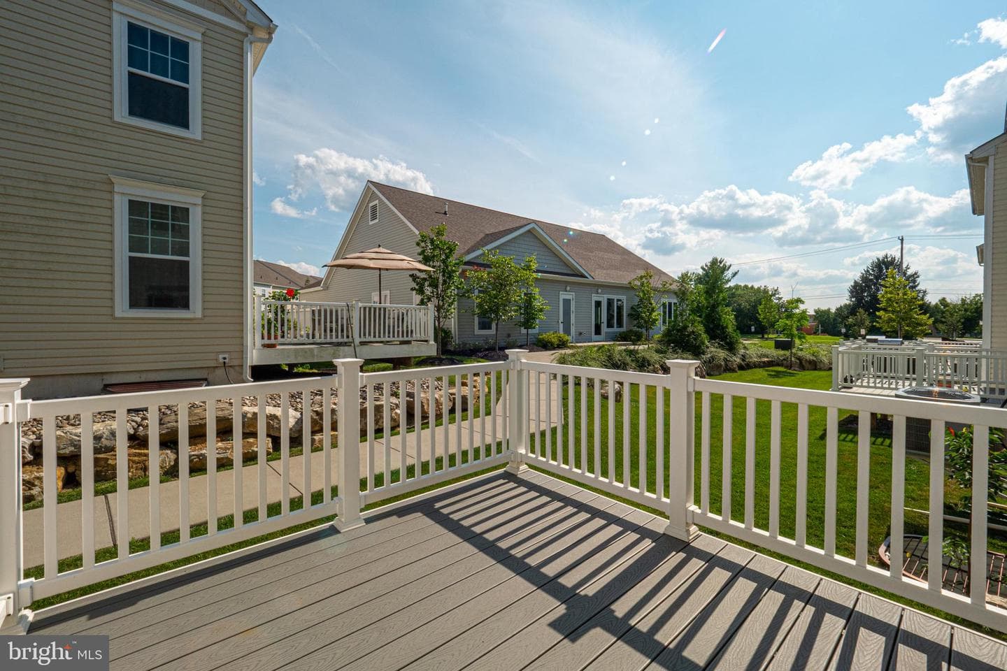 108 Bowery Lane photo 33