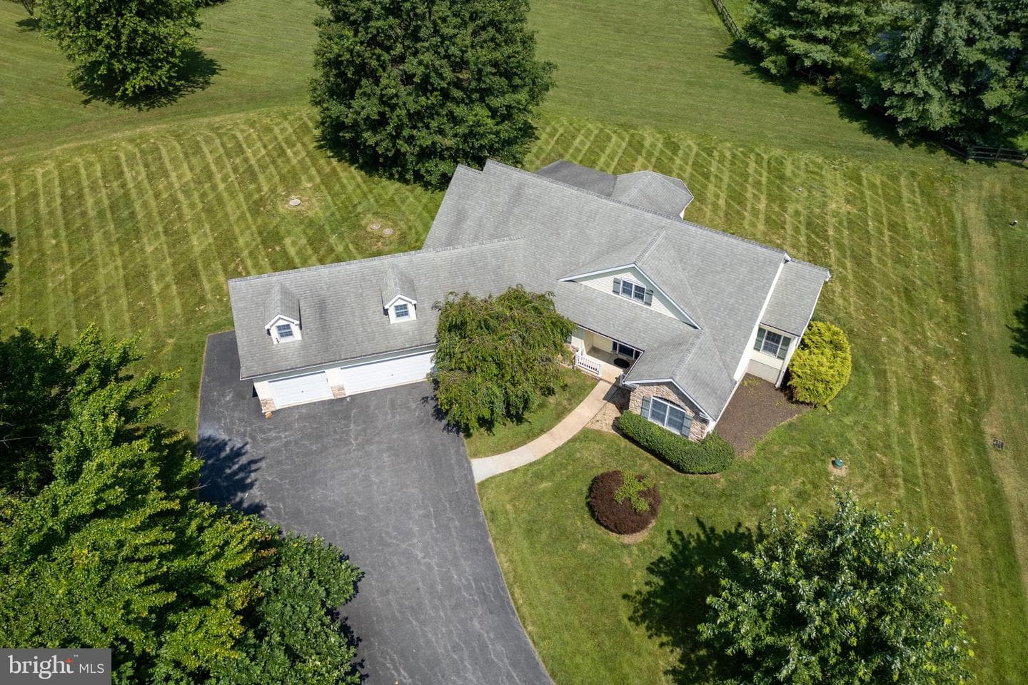 650 Cullen Road photo 10
