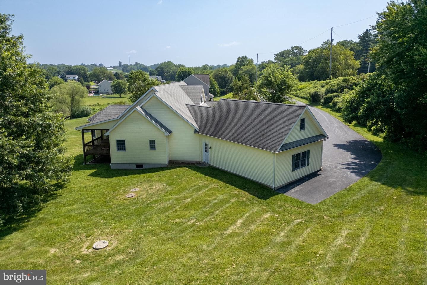 650 Cullen Road photo 3