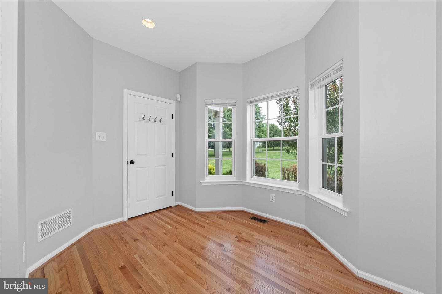 108 Blackburn Drive photo 33