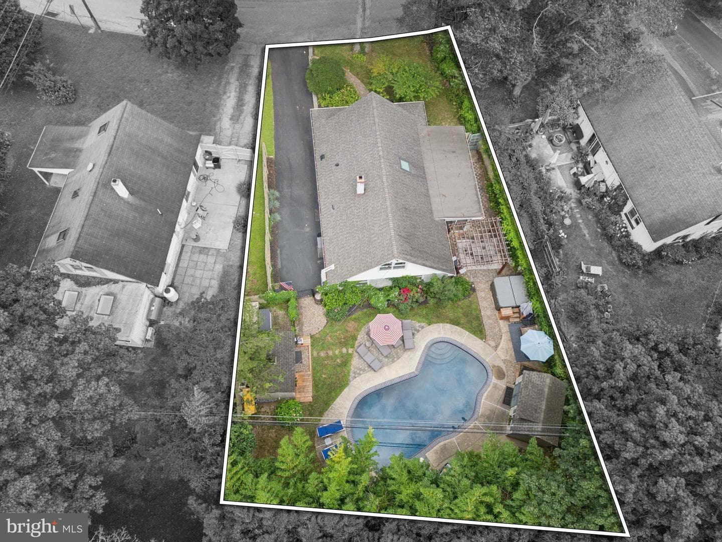 705 Hillside Drive photo 3