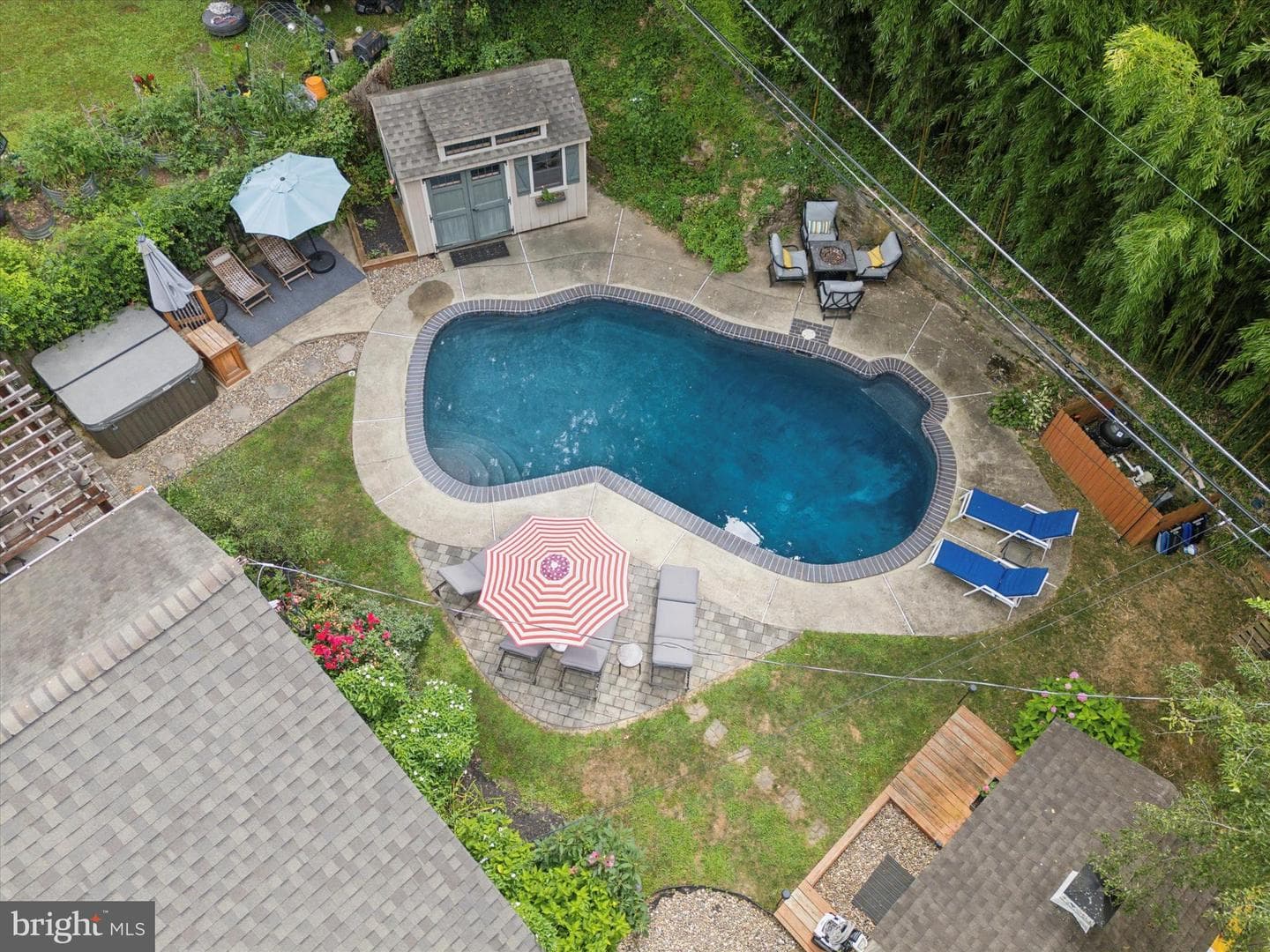705 Hillside Drive photo 32