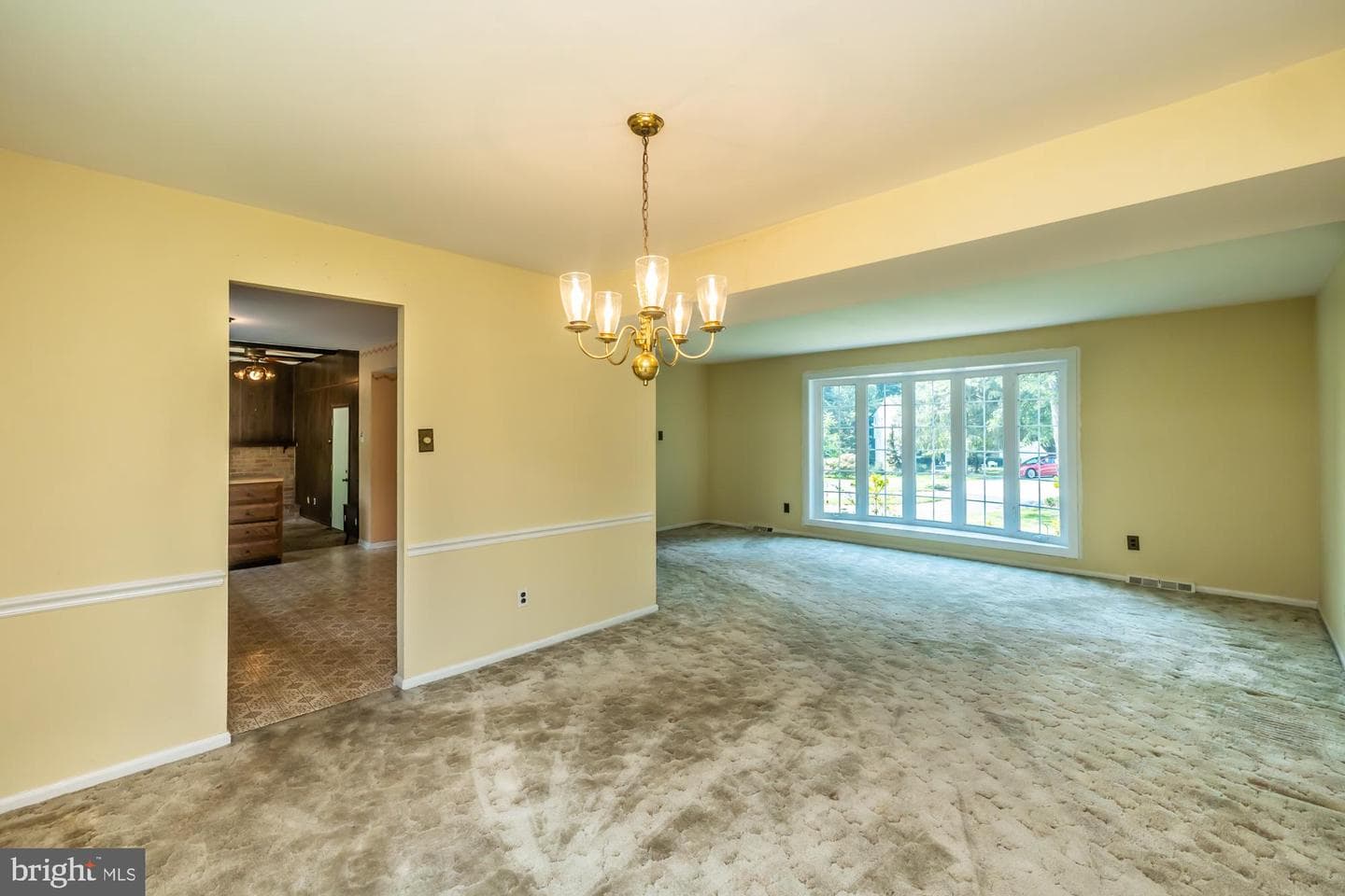 112 Glamorgan Court photo 16