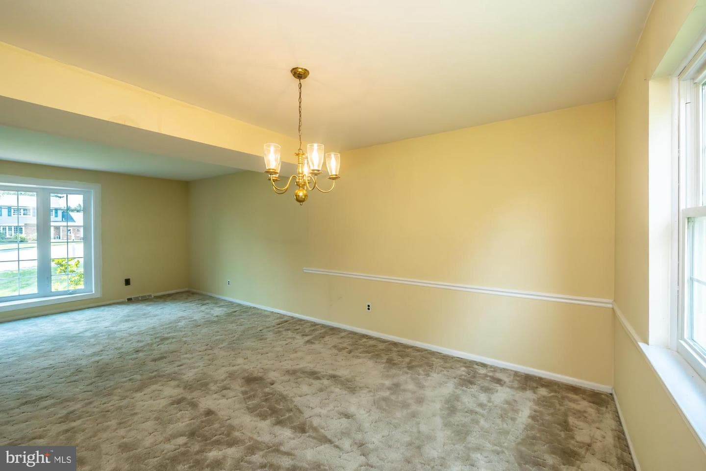 112 Glamorgan Court photo 17
