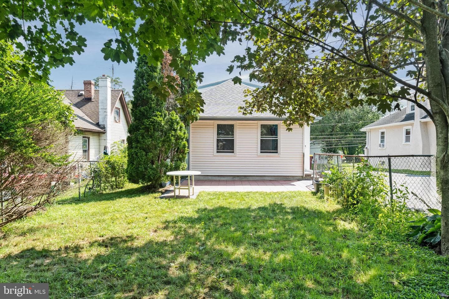 504 Prospect Avenue photo 30