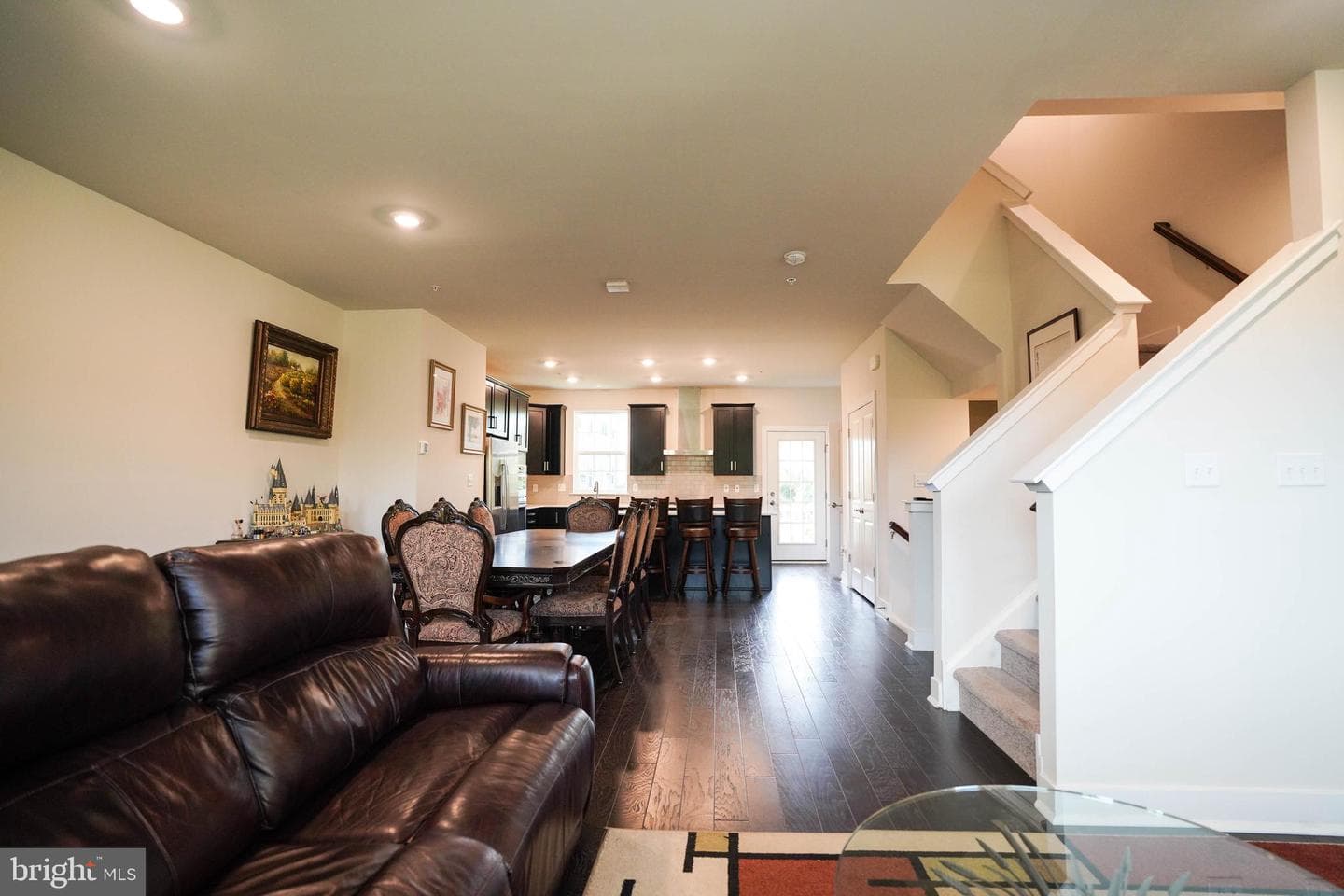 103 Livingston Lane photo 6