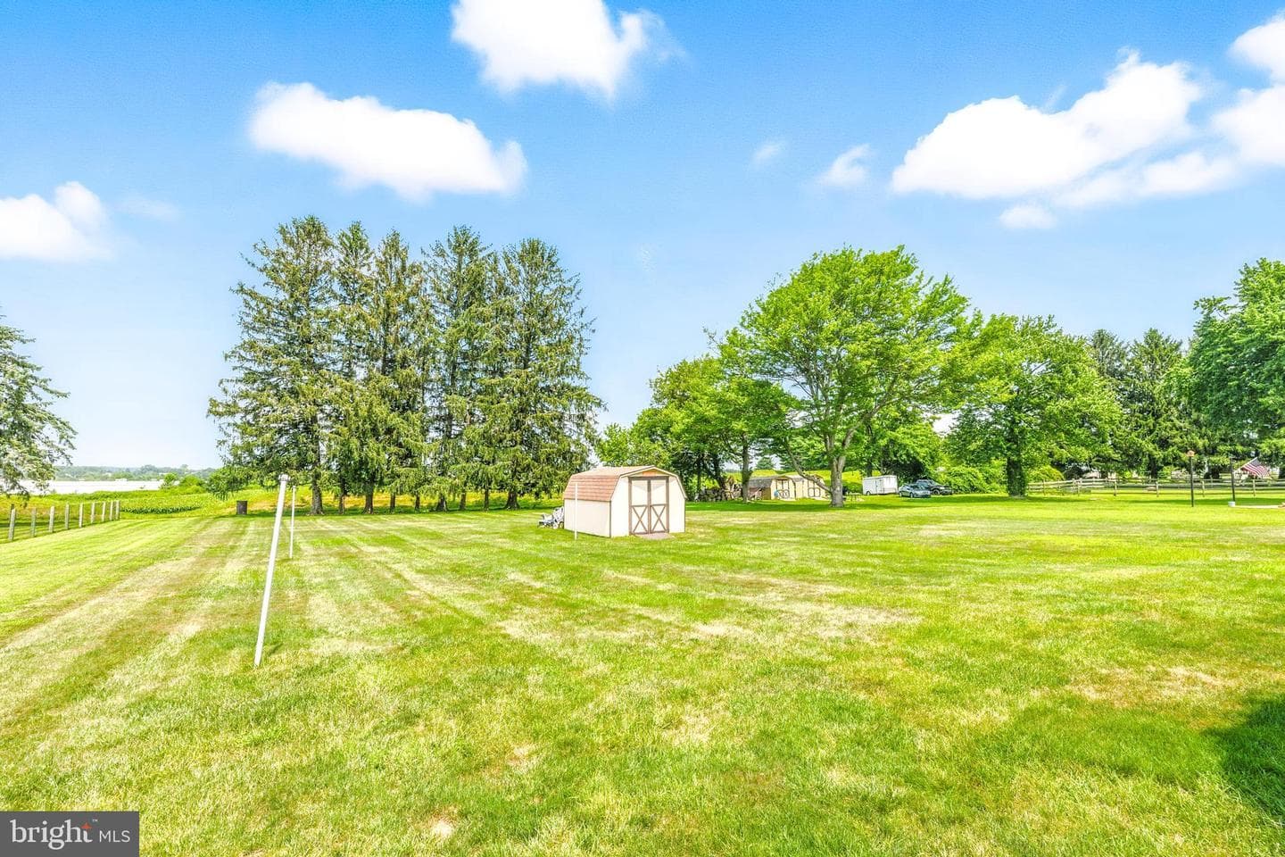 61 Lincoln Avenue photo 18