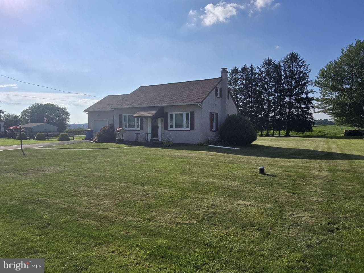 61 Lincoln Avenue photo 21