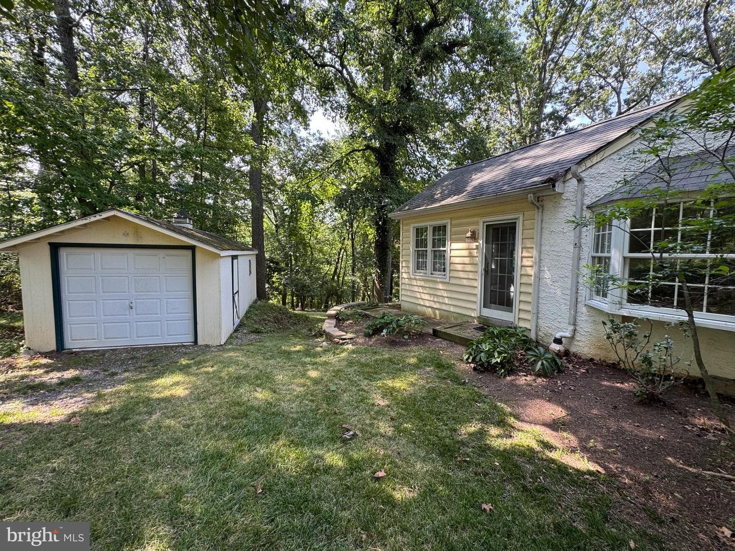 325 Greene Road photo 11