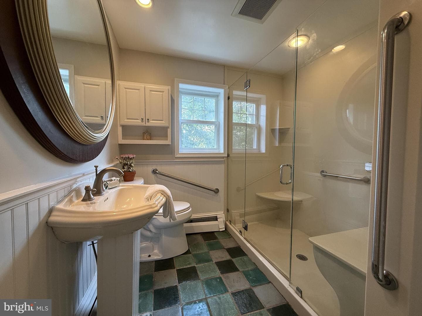 325 Greene Road photo 32