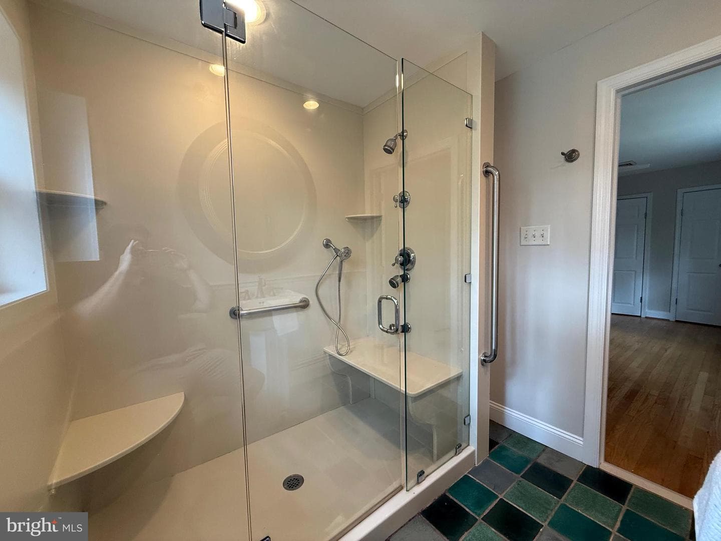 325 Greene Road photo 33