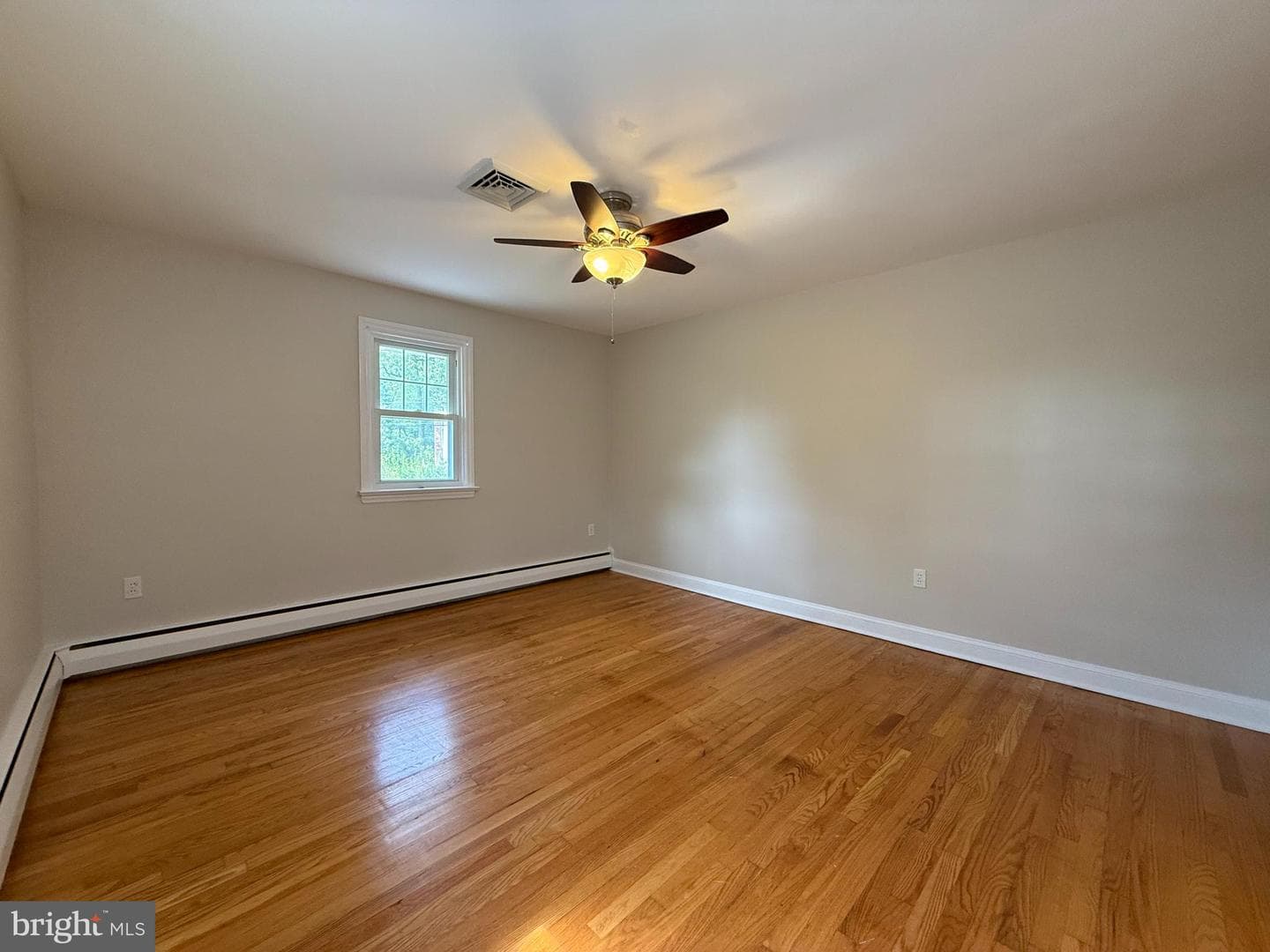 325 Greene Road photo 37