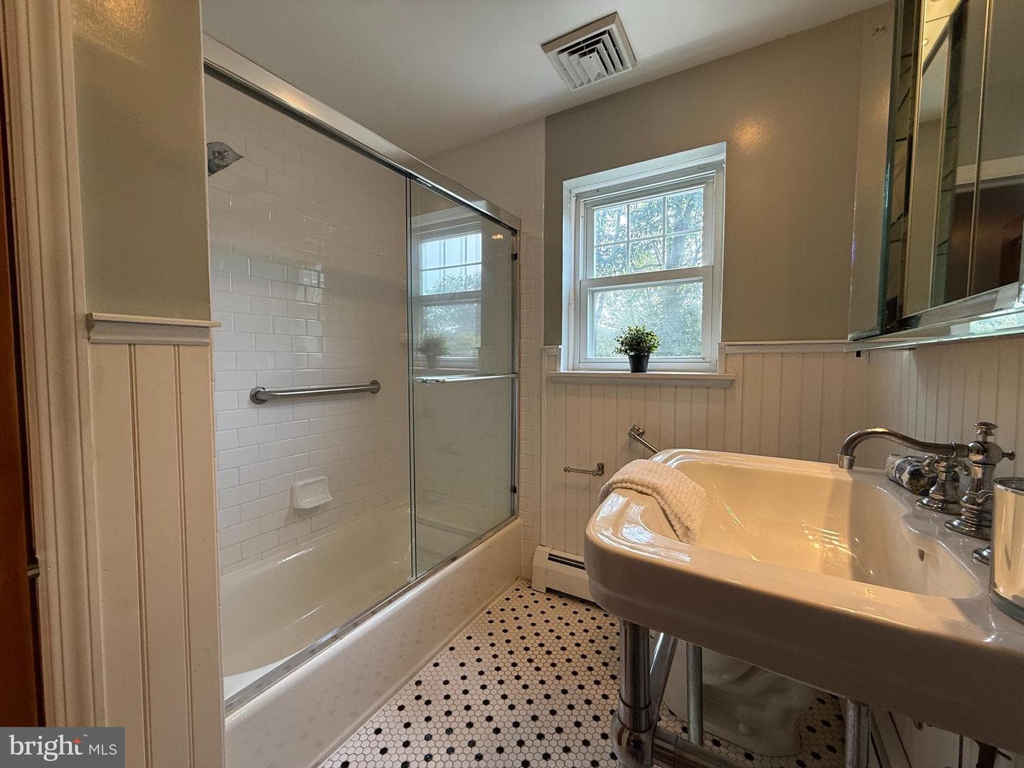 325 Greene Road photo 40