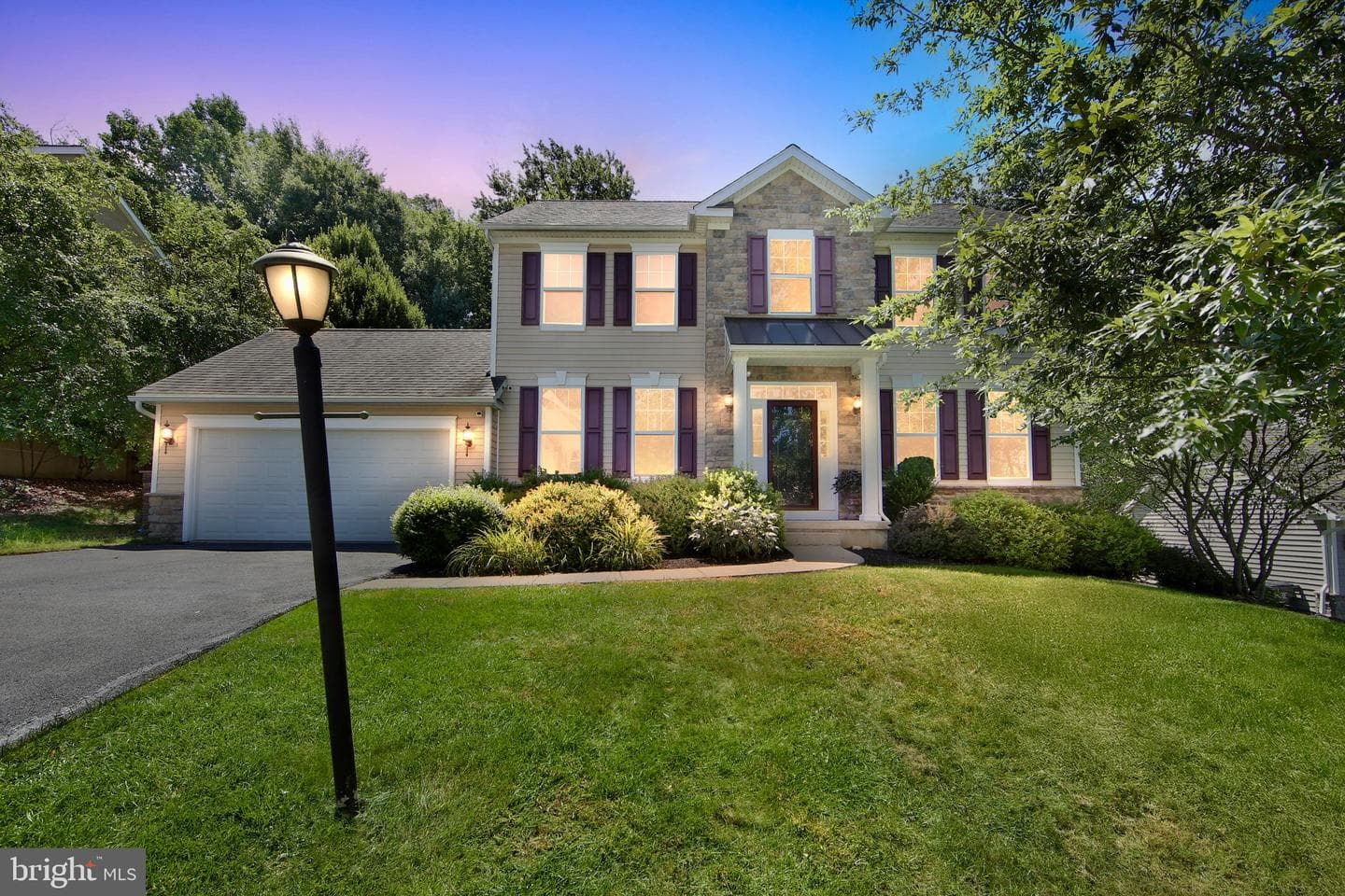 3144 Silbury Hl Hill photo 2