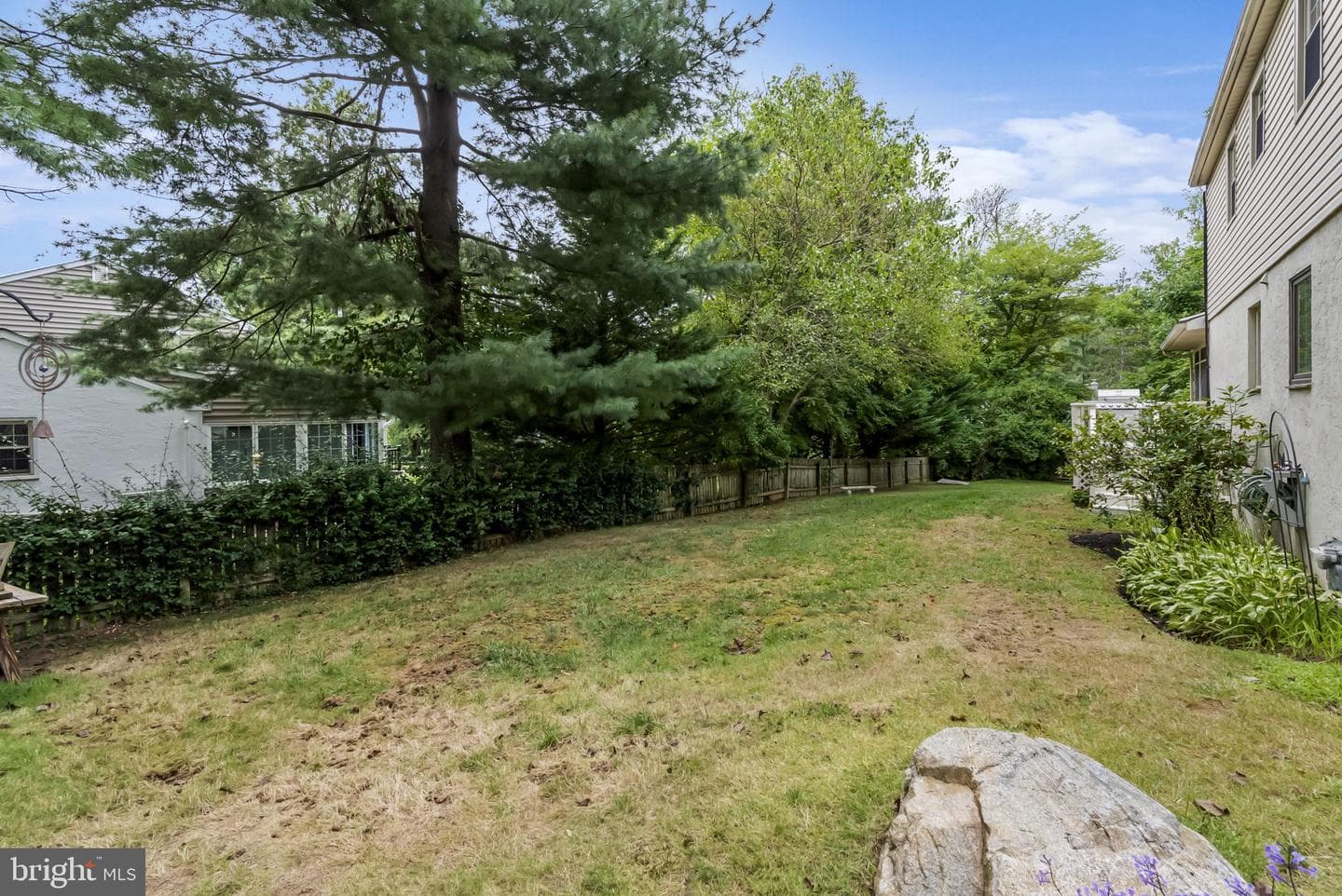 712 Daisy Lane photo 36