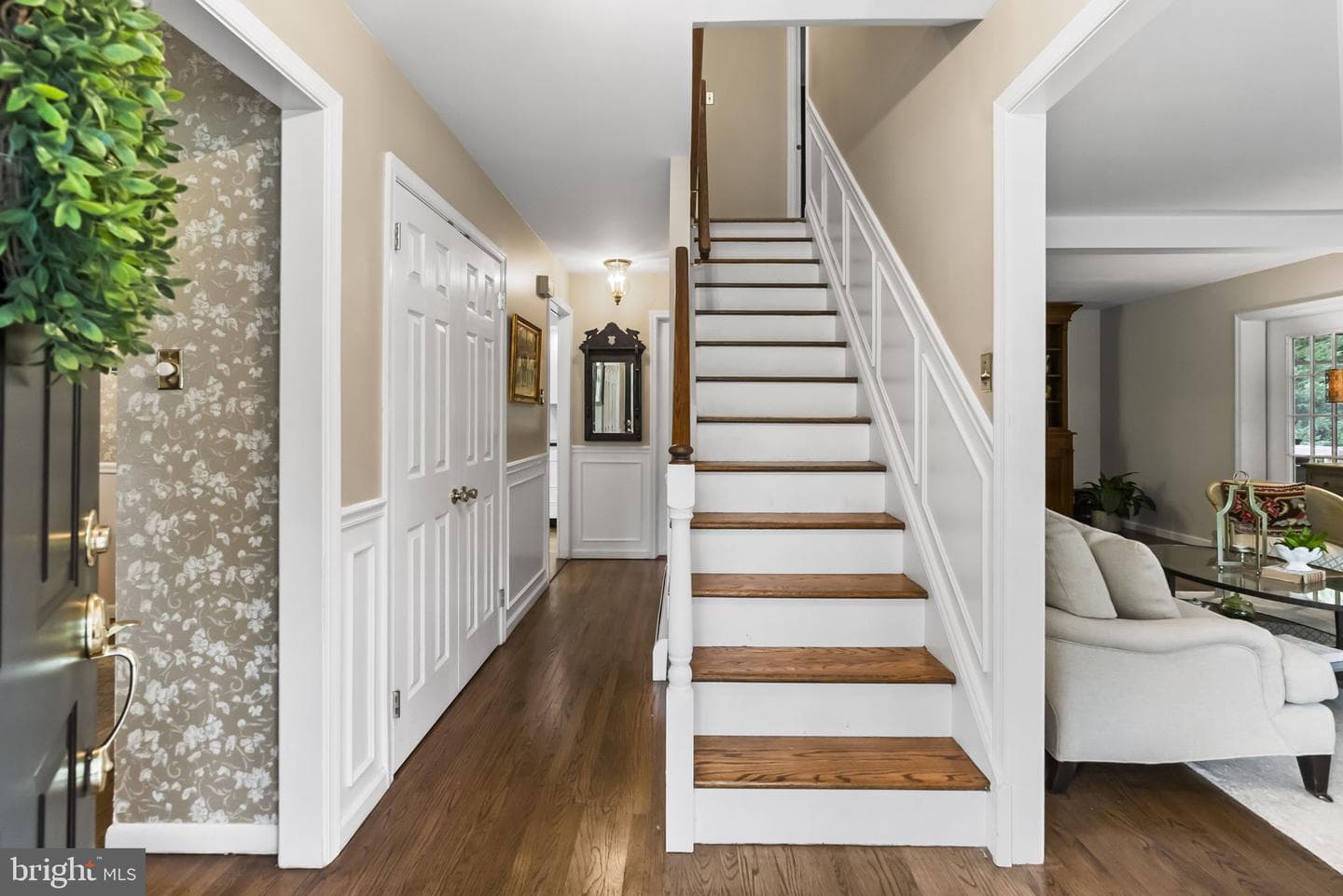 712 Daisy Lane photo 7