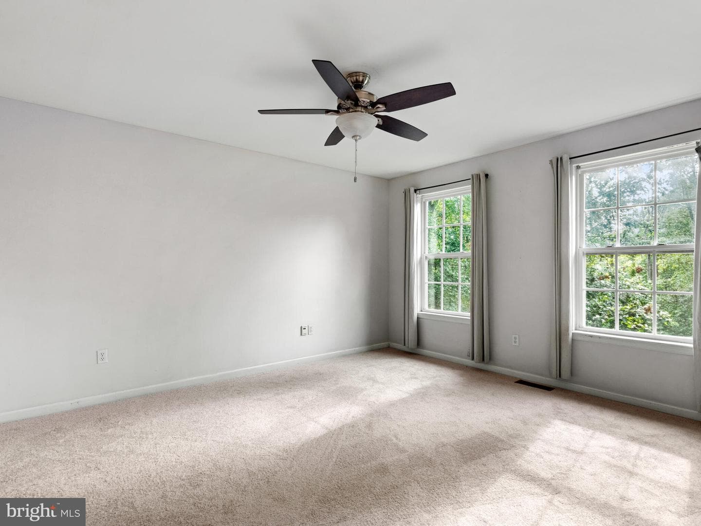 120 Acorn Way photo 25