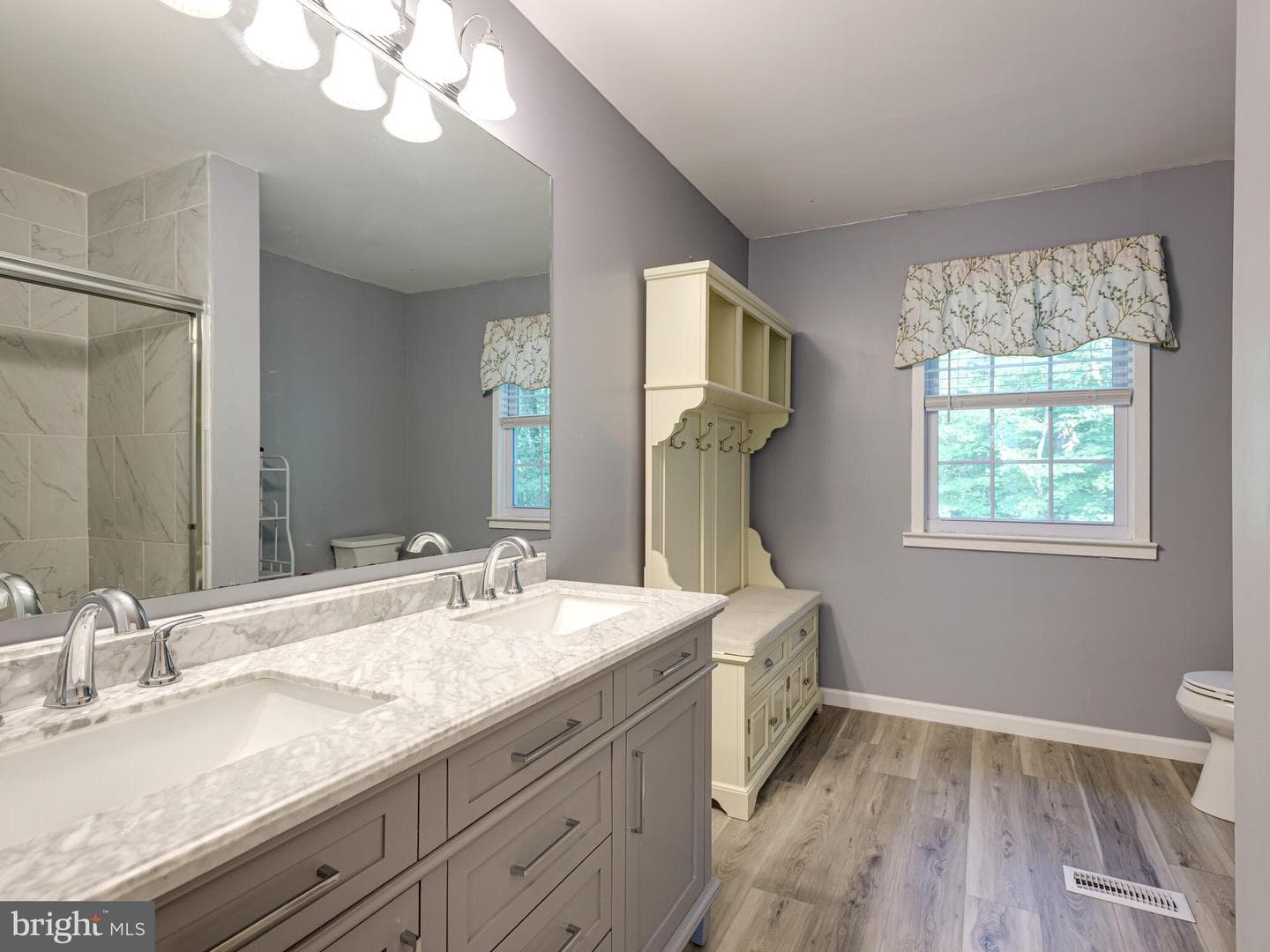 120 Acorn Way photo 28