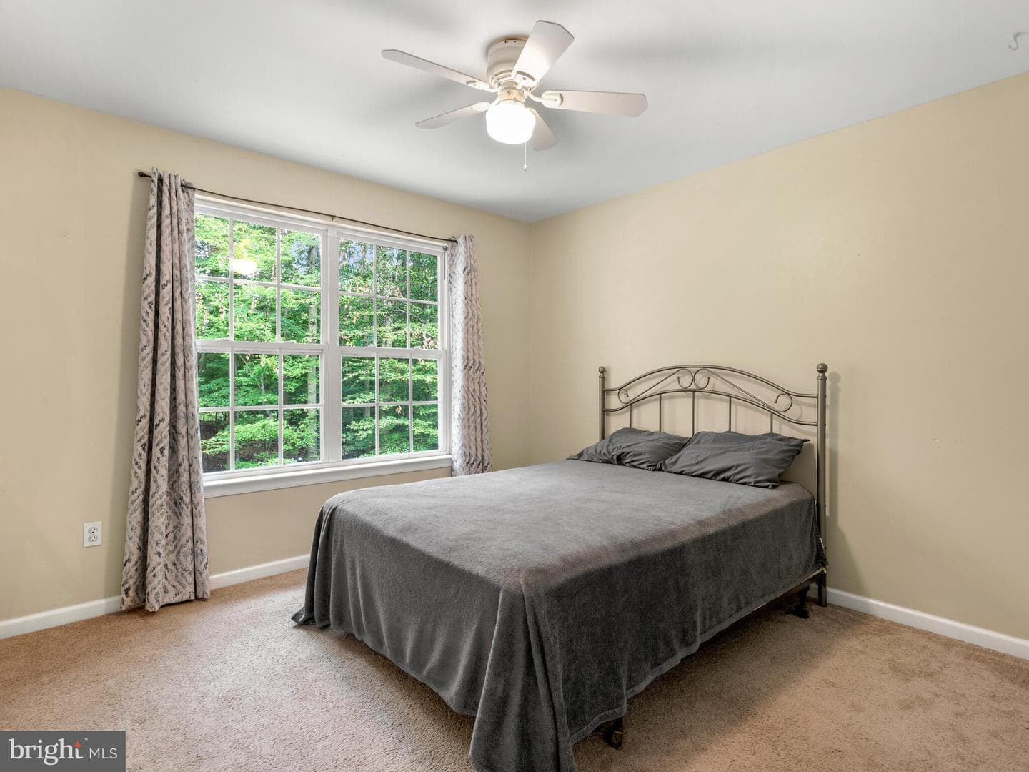 120 Acorn Way photo 32
