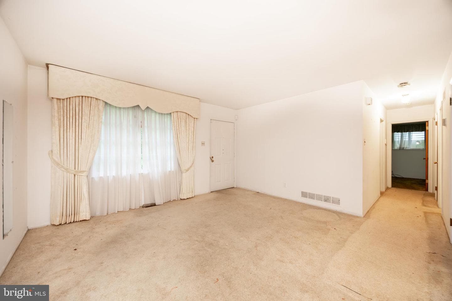 108 Cambridge Road photo 3