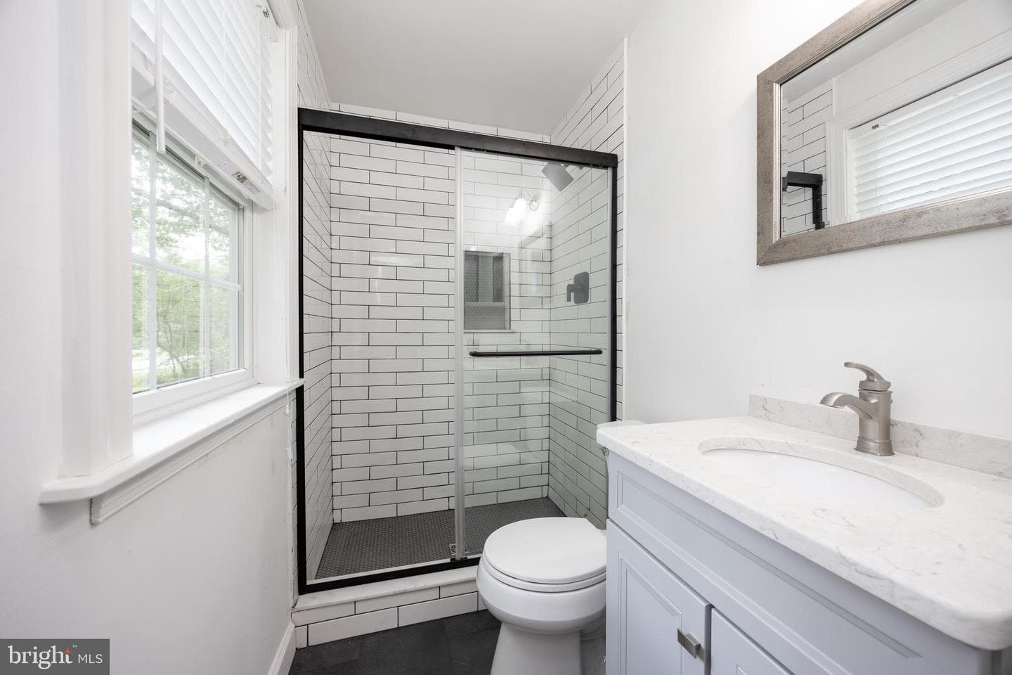 411 Rennard Drive photo 23