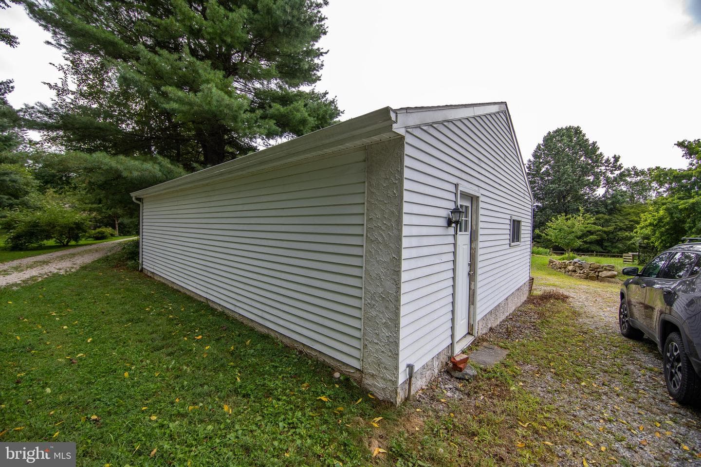 4 Seminary Road photo 22