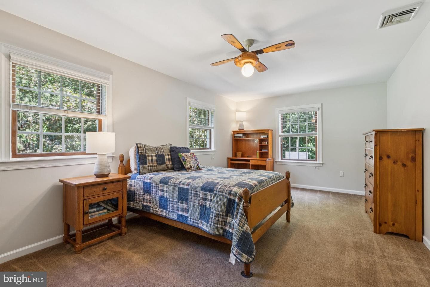 49 Denton Drive photo 36