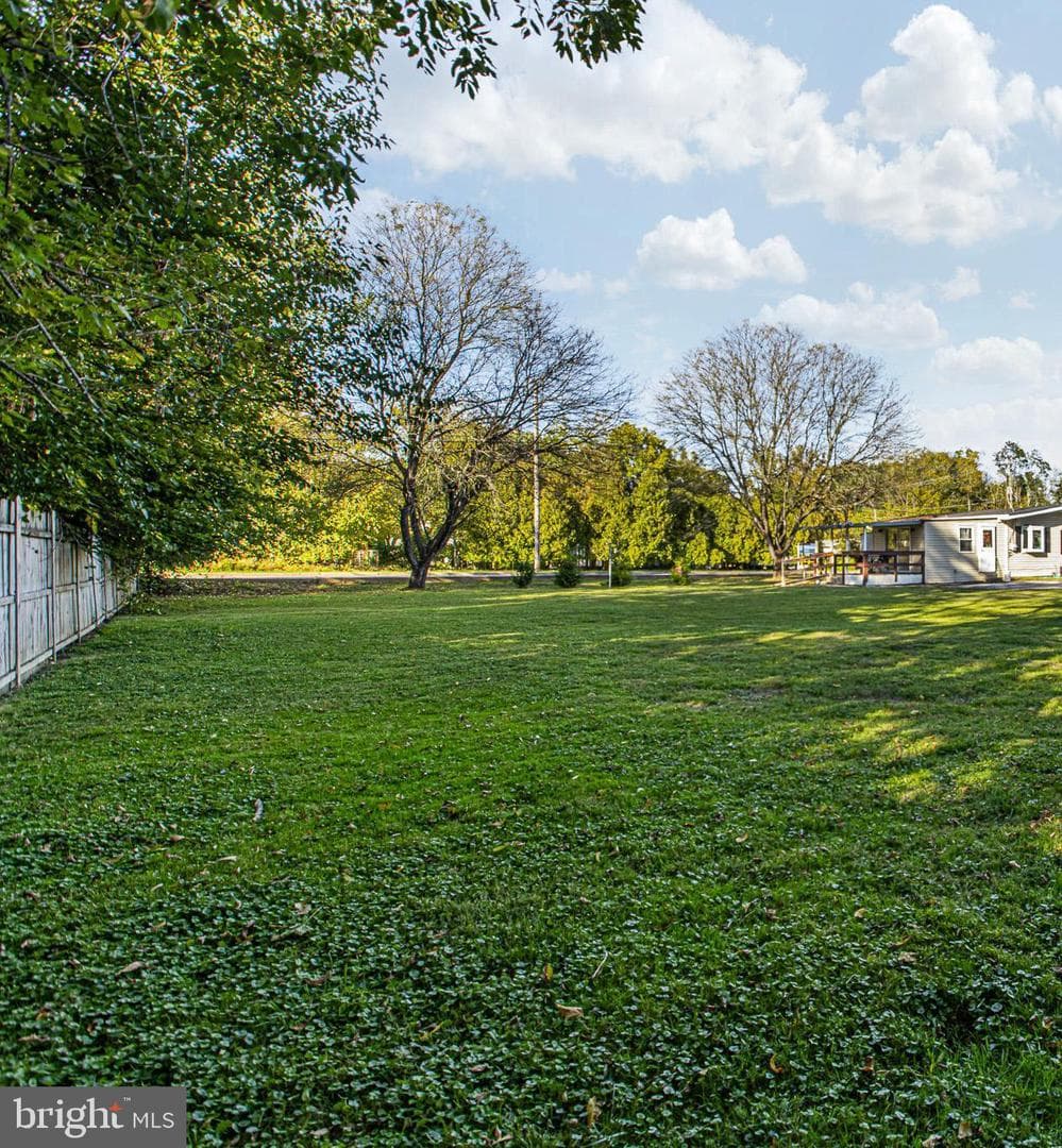 150 Seltzer Avenue photo 38