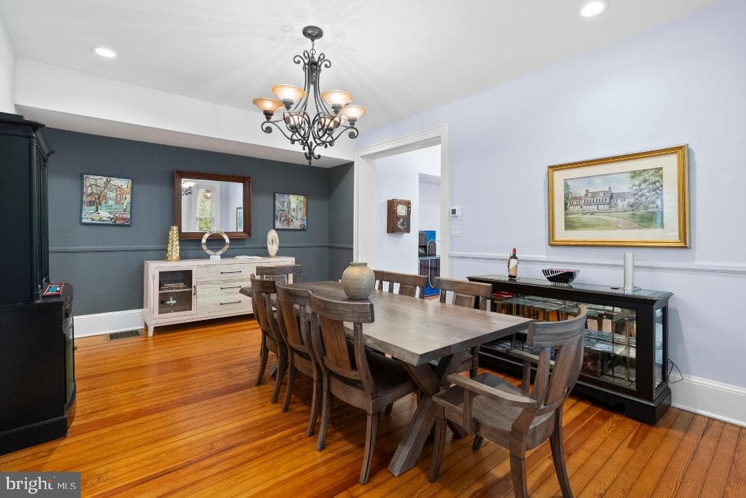 309 S Walnut Street photo 13