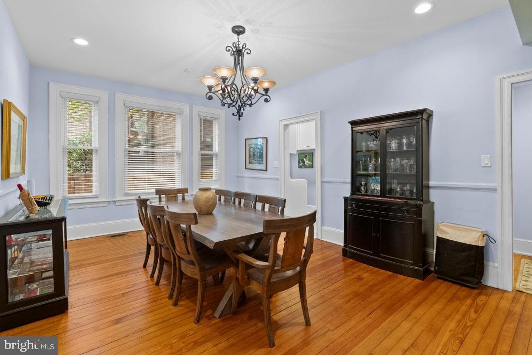 309 S Walnut Street photo 14