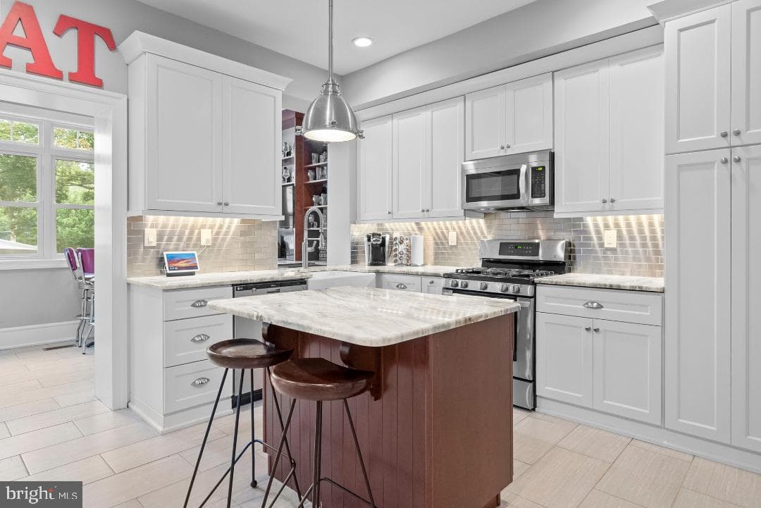 309 S Walnut Street photo 16