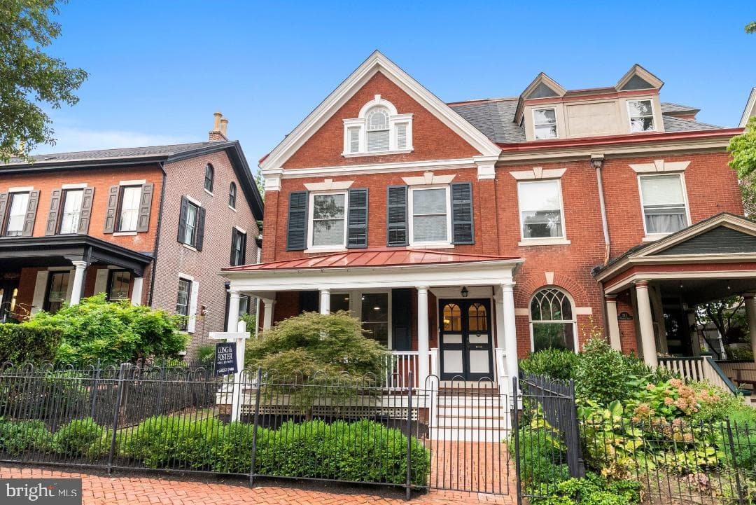 309 S Walnut Street photo 2