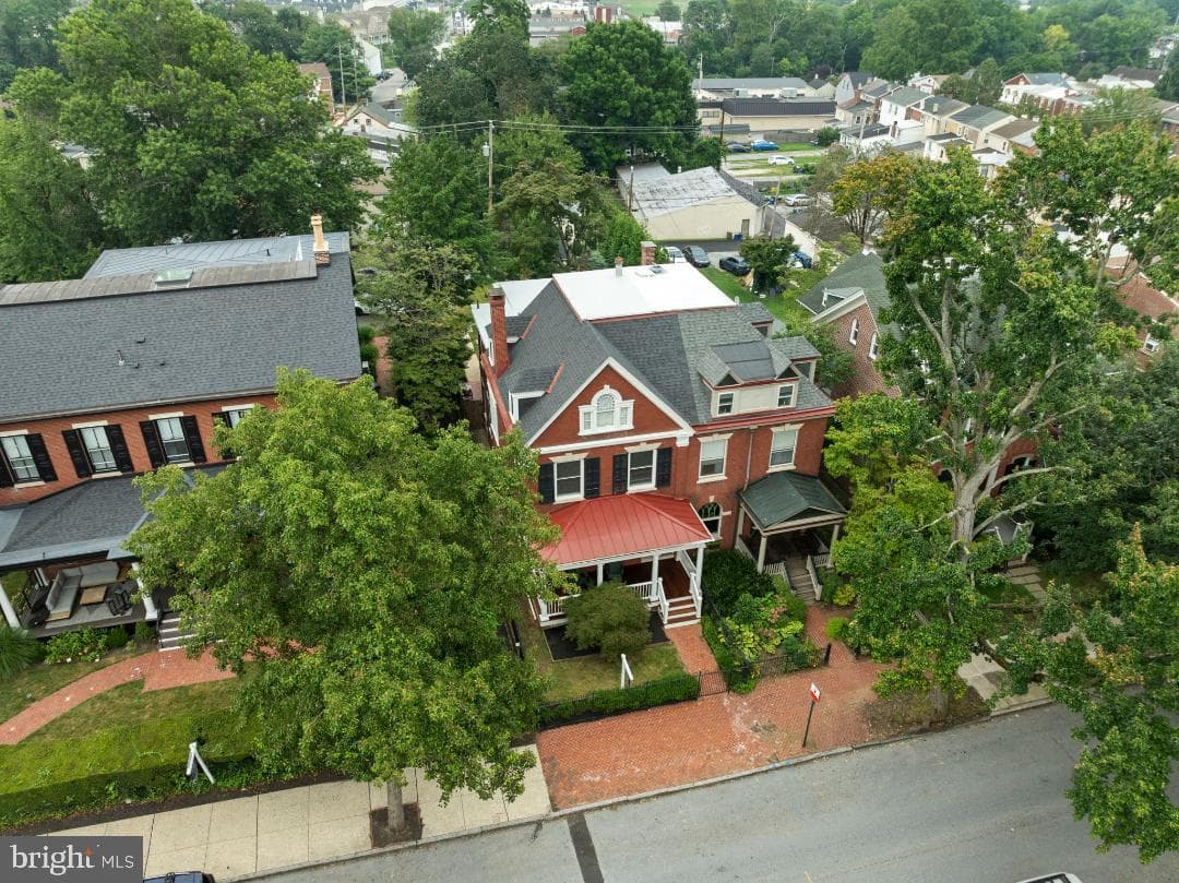 309 S Walnut Street photo 59