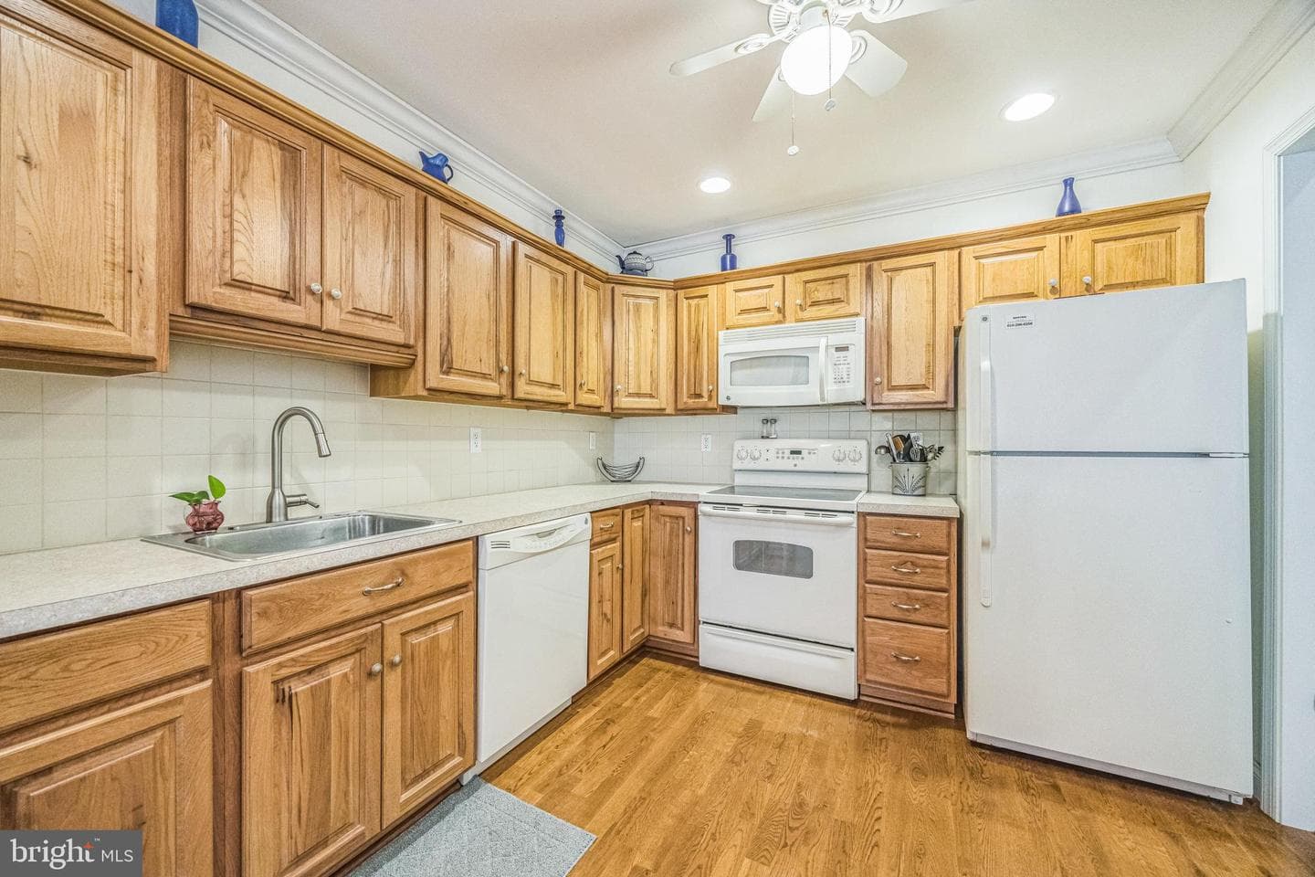 1003 Raintree Lane #1003 photo 5