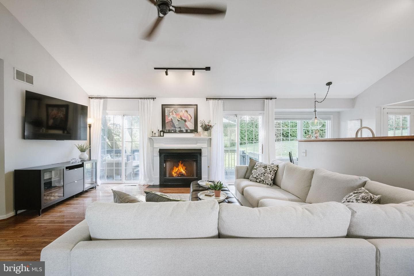 105 Sean Drive photo 4