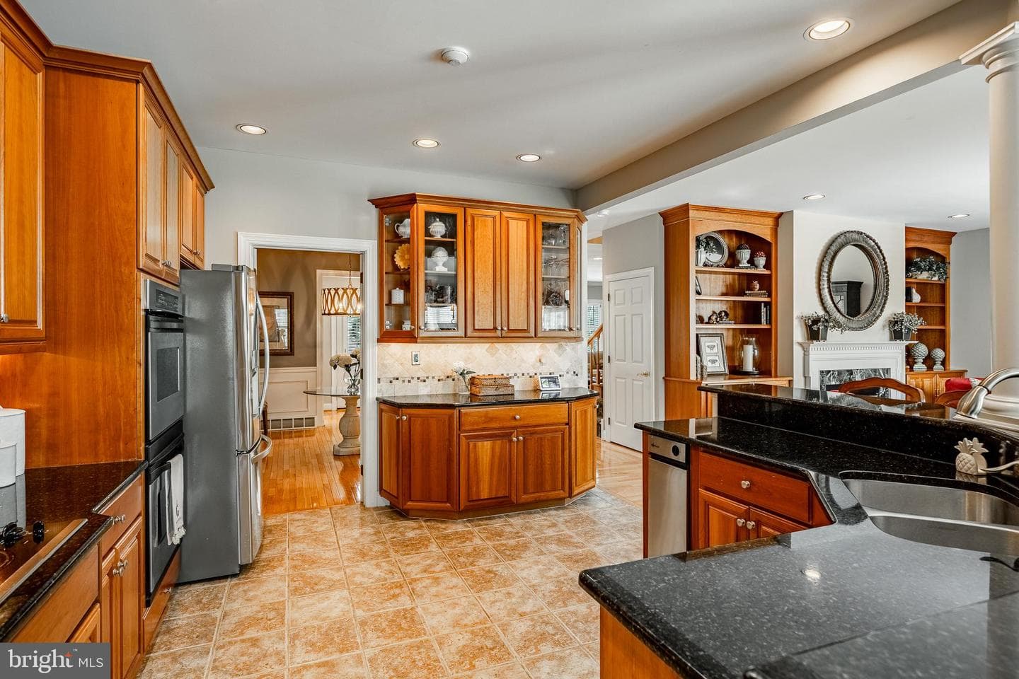 547 Gramercy Lane photo 10