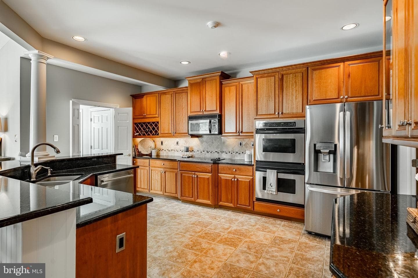 547 Gramercy Lane photo 11