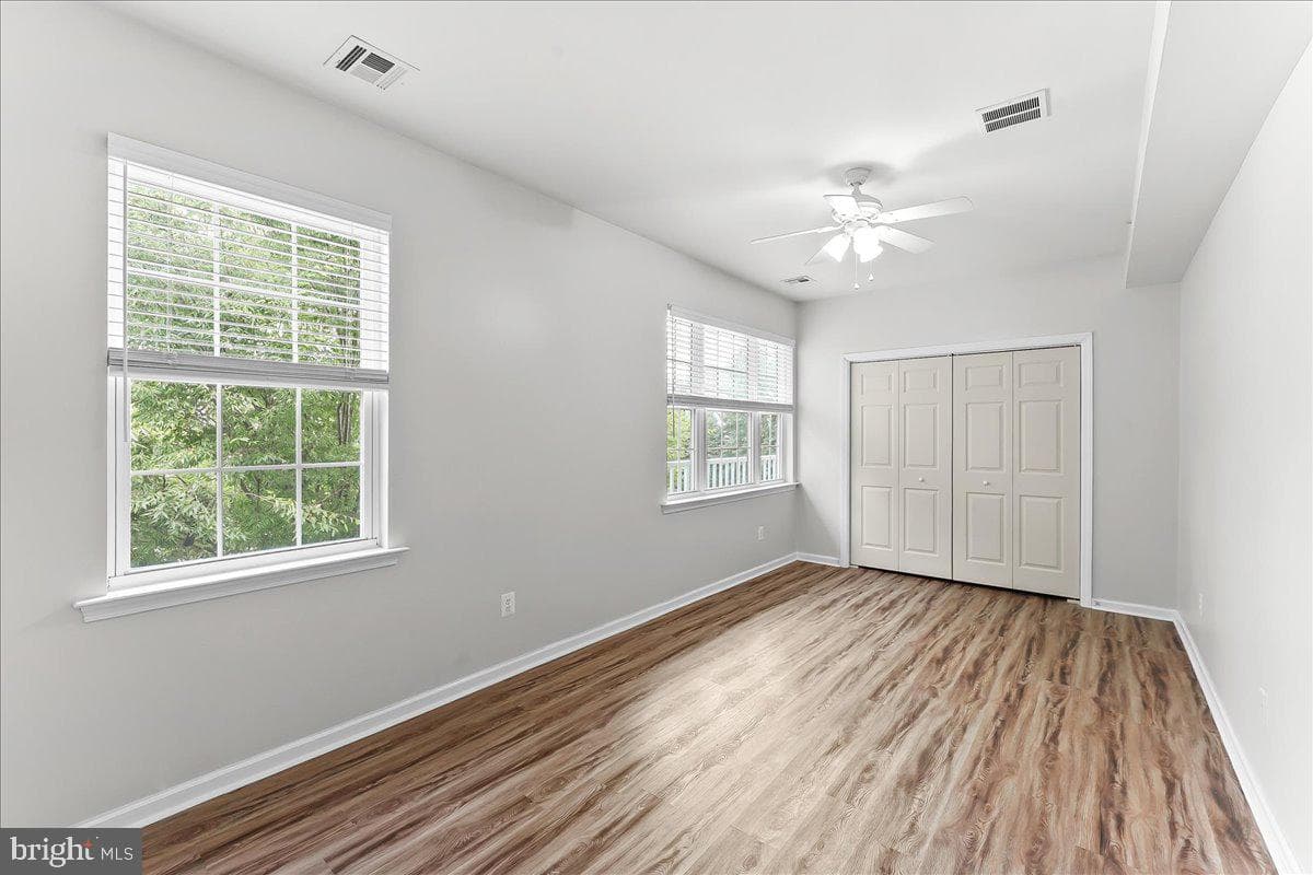 123 Victoria Gardens Drive #a photo 17