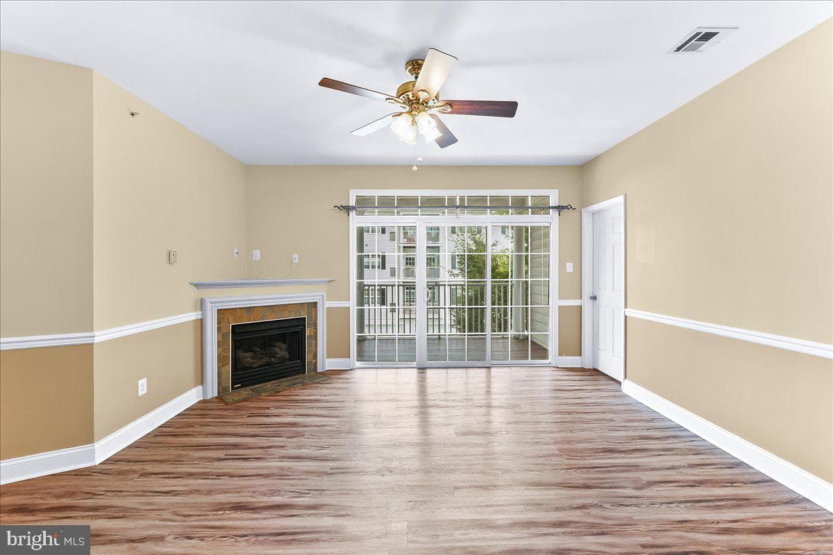 123 Victoria Gardens Drive #a photo 9