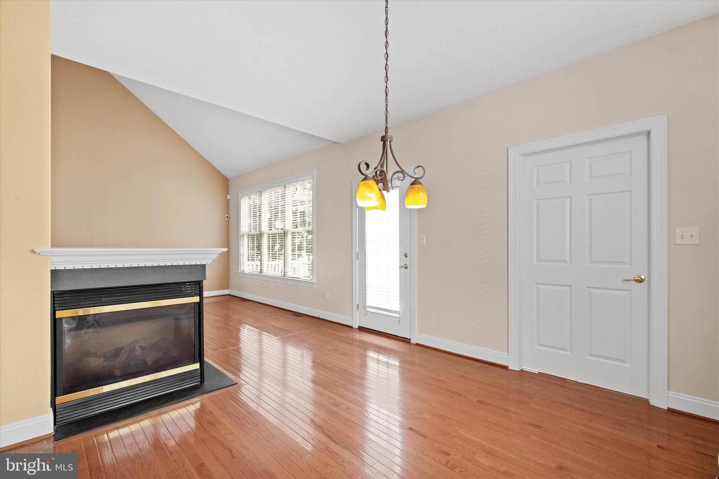 204 Brittany Drive photo 11
