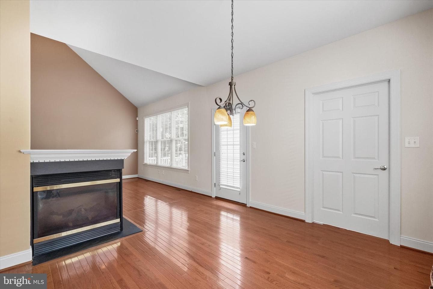 204 Brittany Drive photo 17