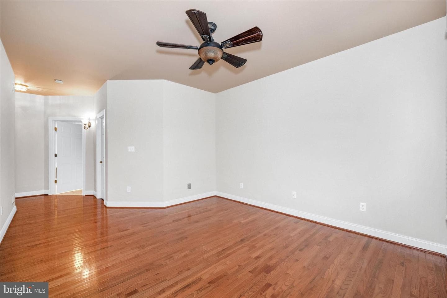 204 Brittany Drive photo 23