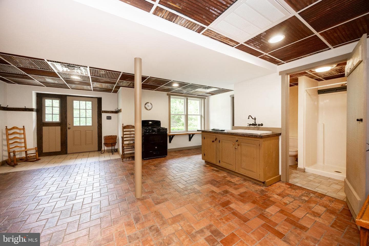 957 Mount Pleasant Road photo 35