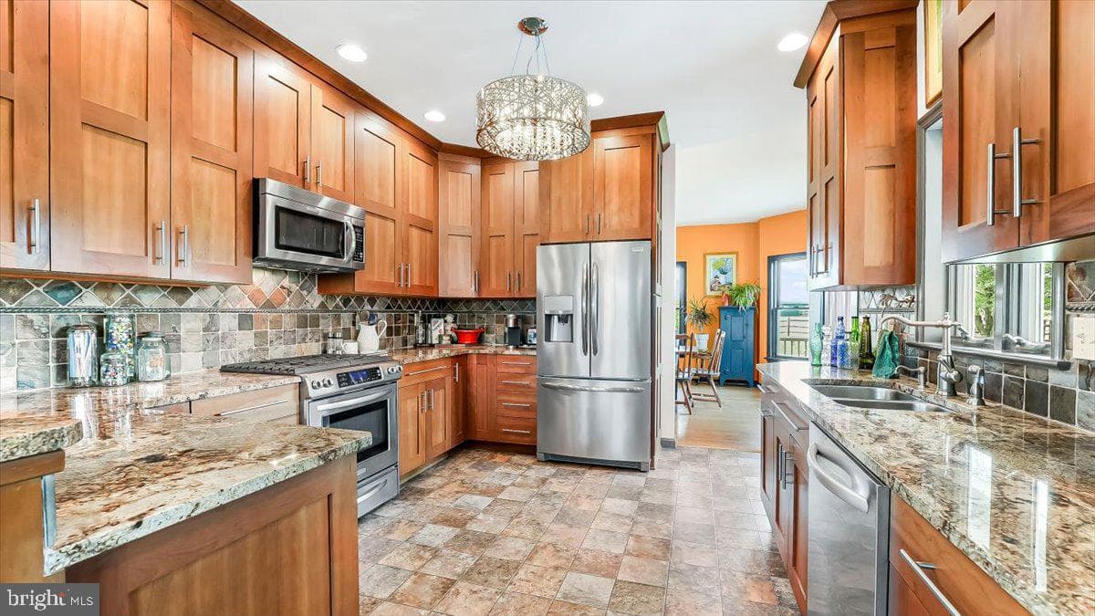 67 Fairview Lane photo 9