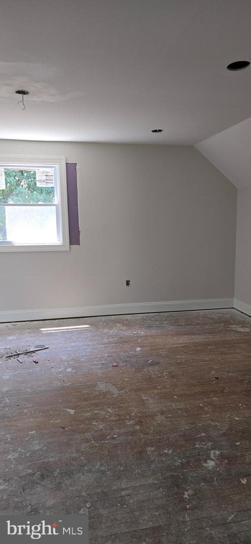 1312 College Hill Drive photo 24
