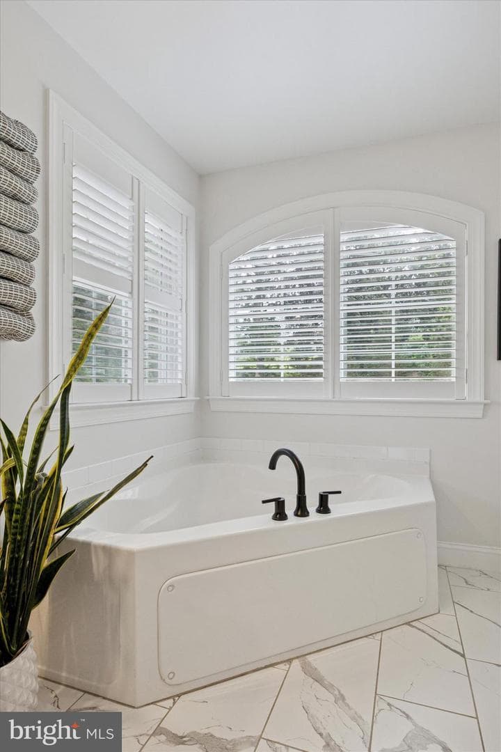 1444 Telegraph Road photo 31