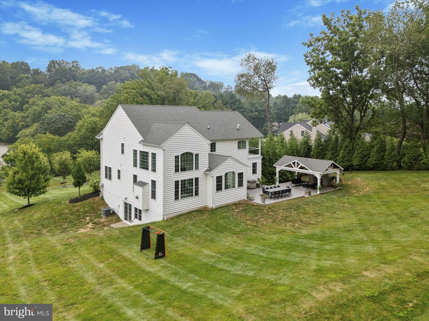 1444 Telegraph Road photo 55