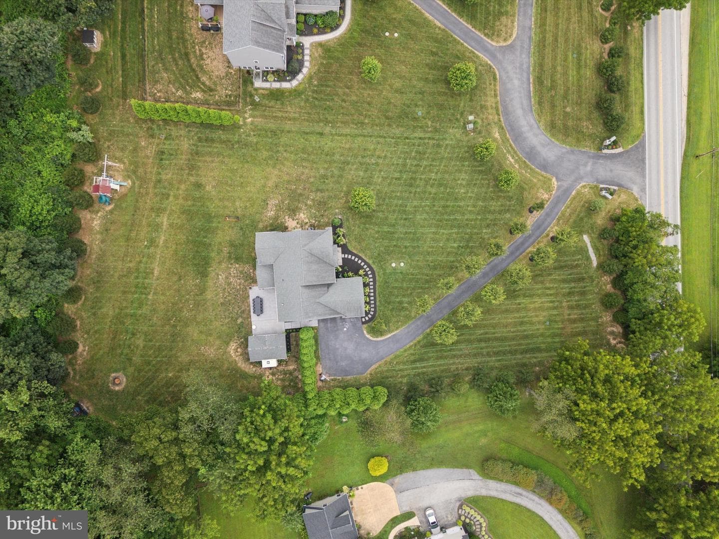1444 Telegraph Road photo 56